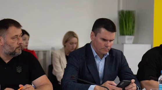 Під час робочої поїздки Прем’єр-міністр України Сергій Корецький разом із керівниками профільних міністерств і народними депутатами зустрівся з головами громад Сумщини Під час робочої поїздки Прем’єр-міністр України Сергій Корецький разом із керівниками профільних міністерств і народними депутатами зустрівся з головами громад Сумщини